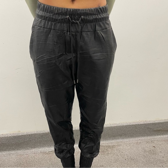 🖤✨ Dynamite Faux Leather Pants - NWT 🖤✨ - Picture 8 of 13